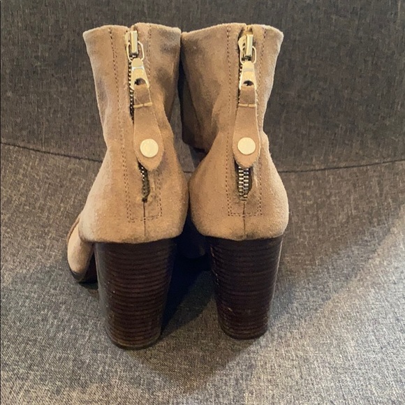 rag & bone boots with heals - Picture 3 of 6